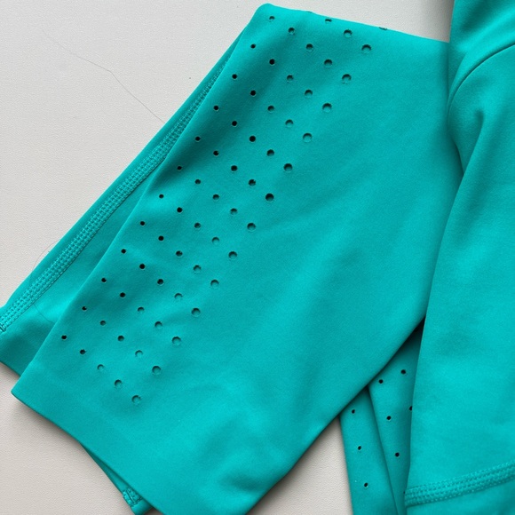 EUC ATHLETA leggings size XS. Like new - Picture 4 of 6